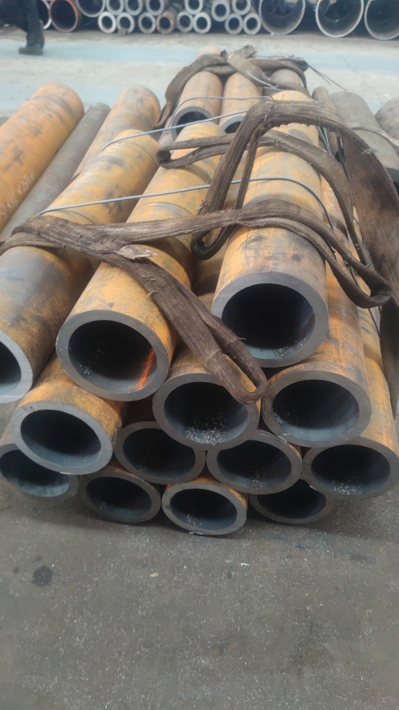 文安文安文安15CrMoG无缝钢管切割